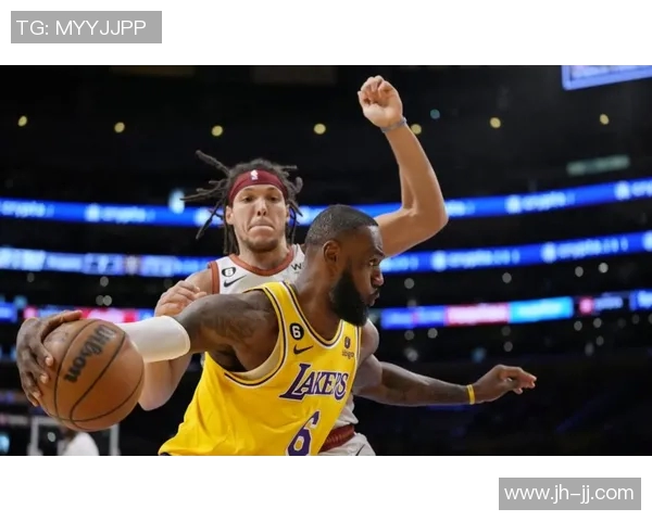 掘金与湖人精彩对决回顾视频分析及赛后亮点总结